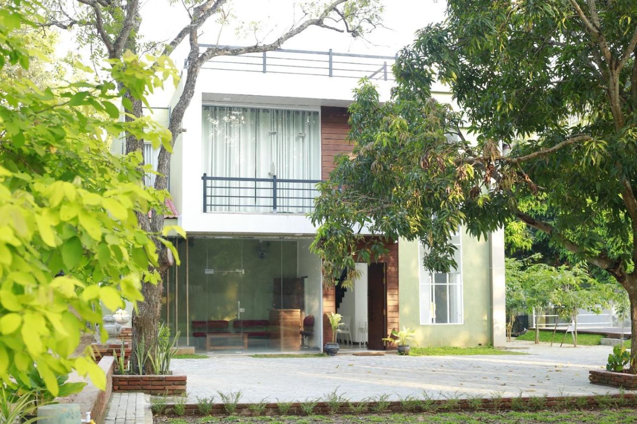 Shanthi Villa Resort Anuradhapura Εξωτερικό φωτογραφία